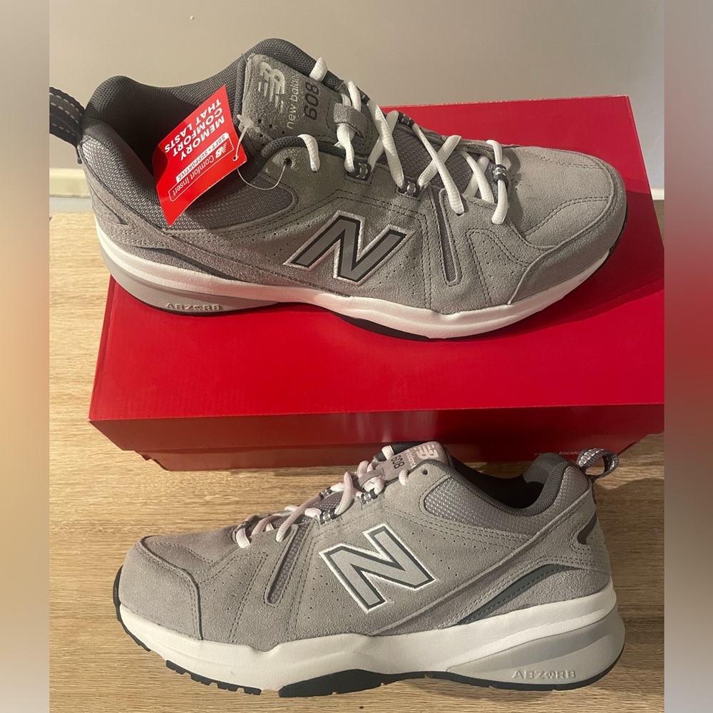 NIB New Balance 608 size 10.5